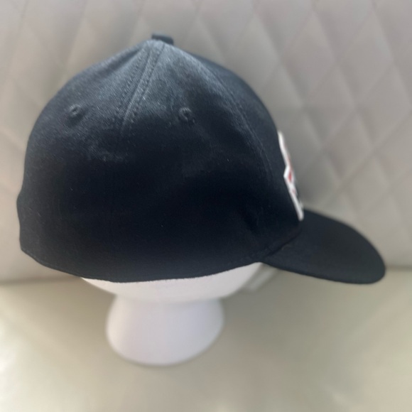 STAR WARS MENS 14 & UP ADULT SNAPBACK HAT LUCASFILM LTD BALL CAP - Picture 7 of 7